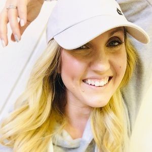 Meet your Posher, Marissa